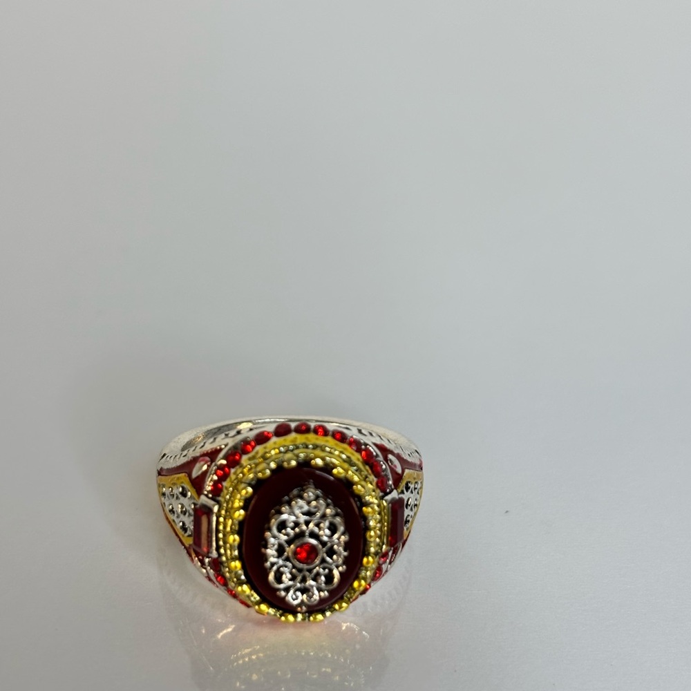 Ornate Red and Gold Statement Ring    Size 9